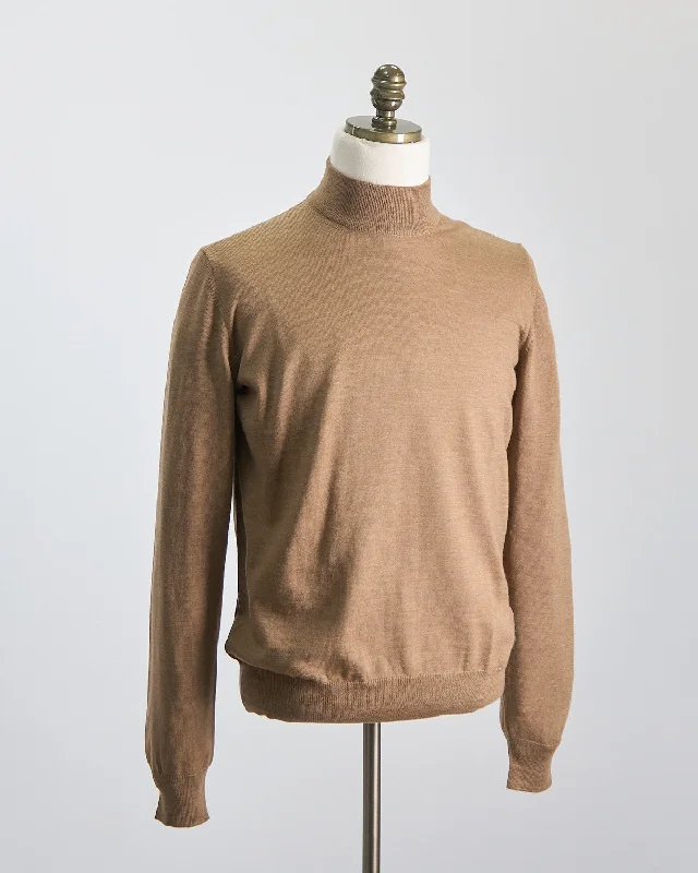 Lightweight Wool Mockneck