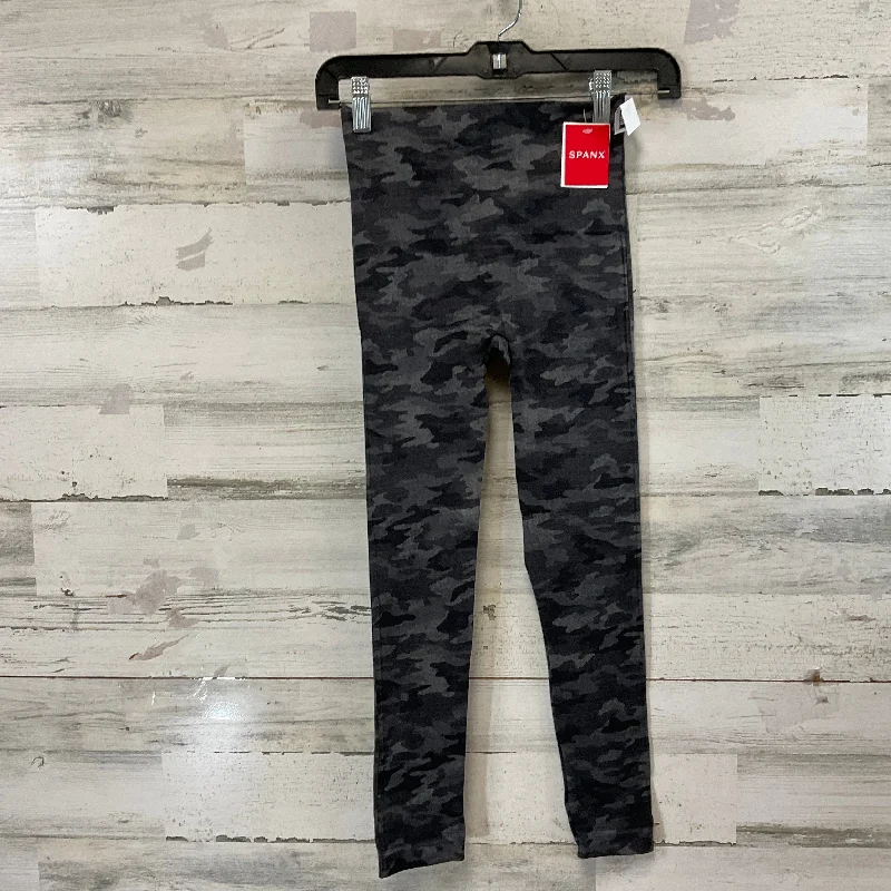 Pants Leggings By Spanx In Grey, Size: S