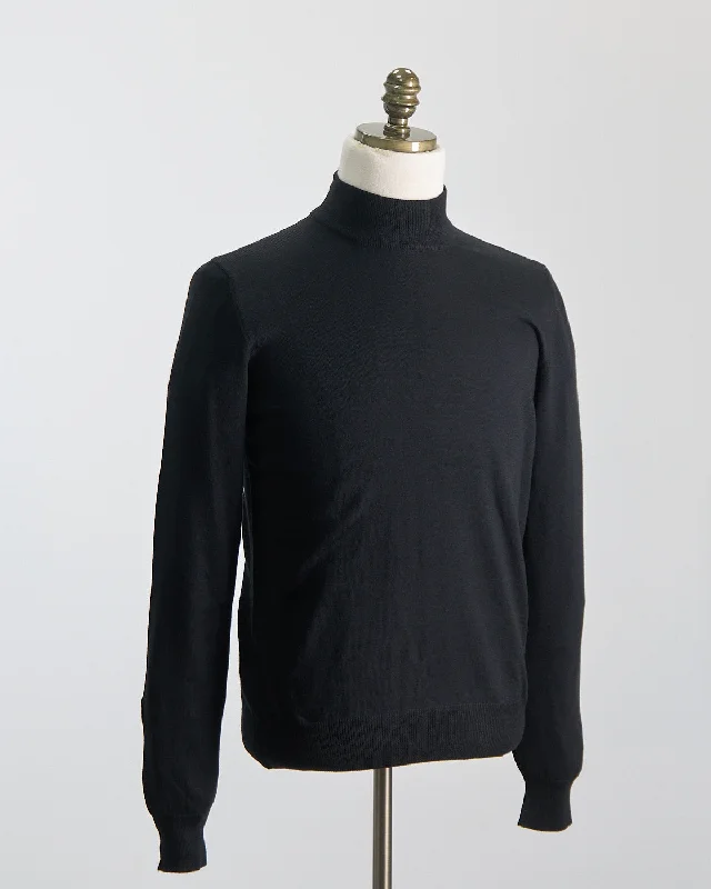 Lightweight Wool Mockneck